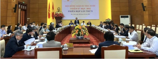 Năm 2023, ĐHQGHN có thêm 38 nhà giáo được công nhận đạt chuẩn chức danh giáo sư và phó giáo sư