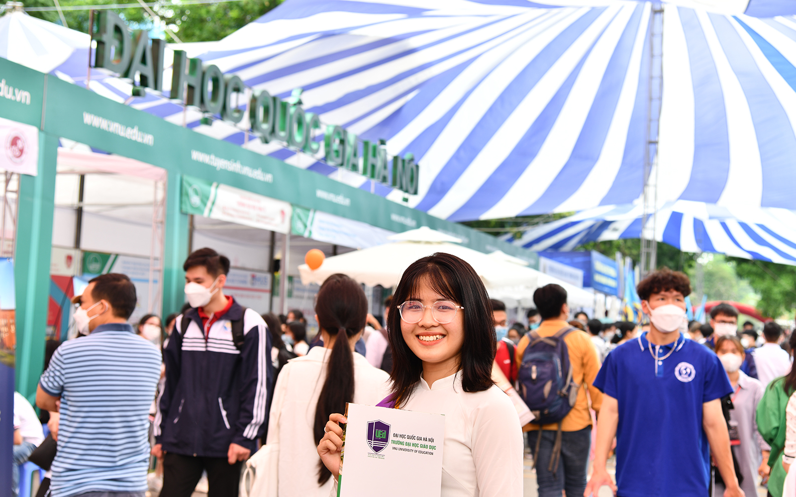 Cử nhân Ngành Sư phạm Khoa học Tự nhiên – cơ hội việc làm rộng mở