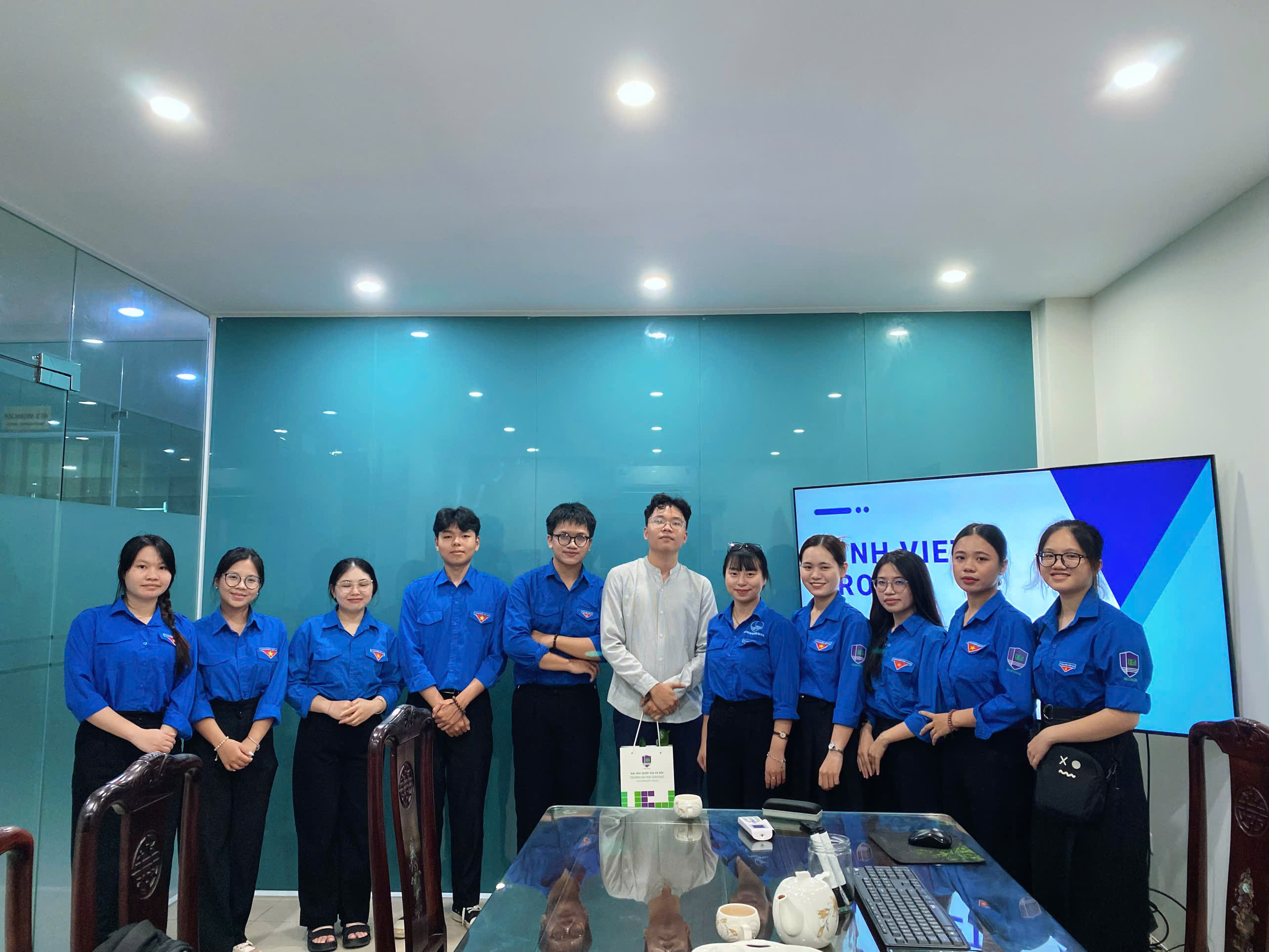 Bệ Phóng Tài Năng Trẻ: Đoàn Thanh niên trường Đại học Giáo dục kết nối sinh viên “5 Tốt”, sinh viên tiêu biểu với Công ty Cổ phần Phát triển Công nghệ Minh Việt