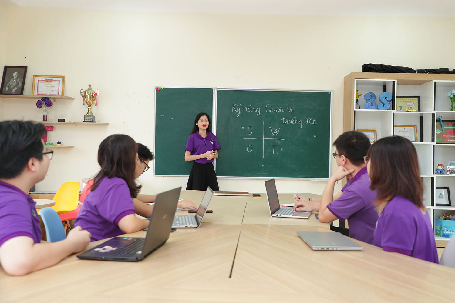 Tuyển sinh đại học chính quy theo hình thức học cùng lúc hai chương trình đào tạo (bằng kép) năm 2022