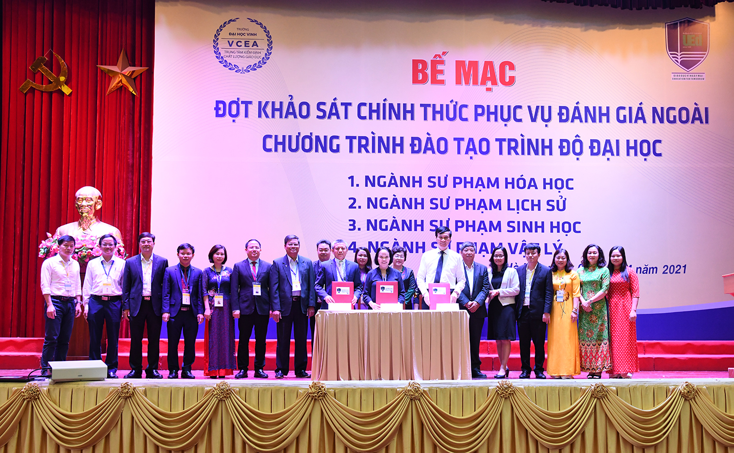 Bế mạc đợt khảo sát chính thức phục vụ đánh giá ngoài 04 chương trình đào tạo tại Trường Đại học Giáo dục - ĐHQGHN